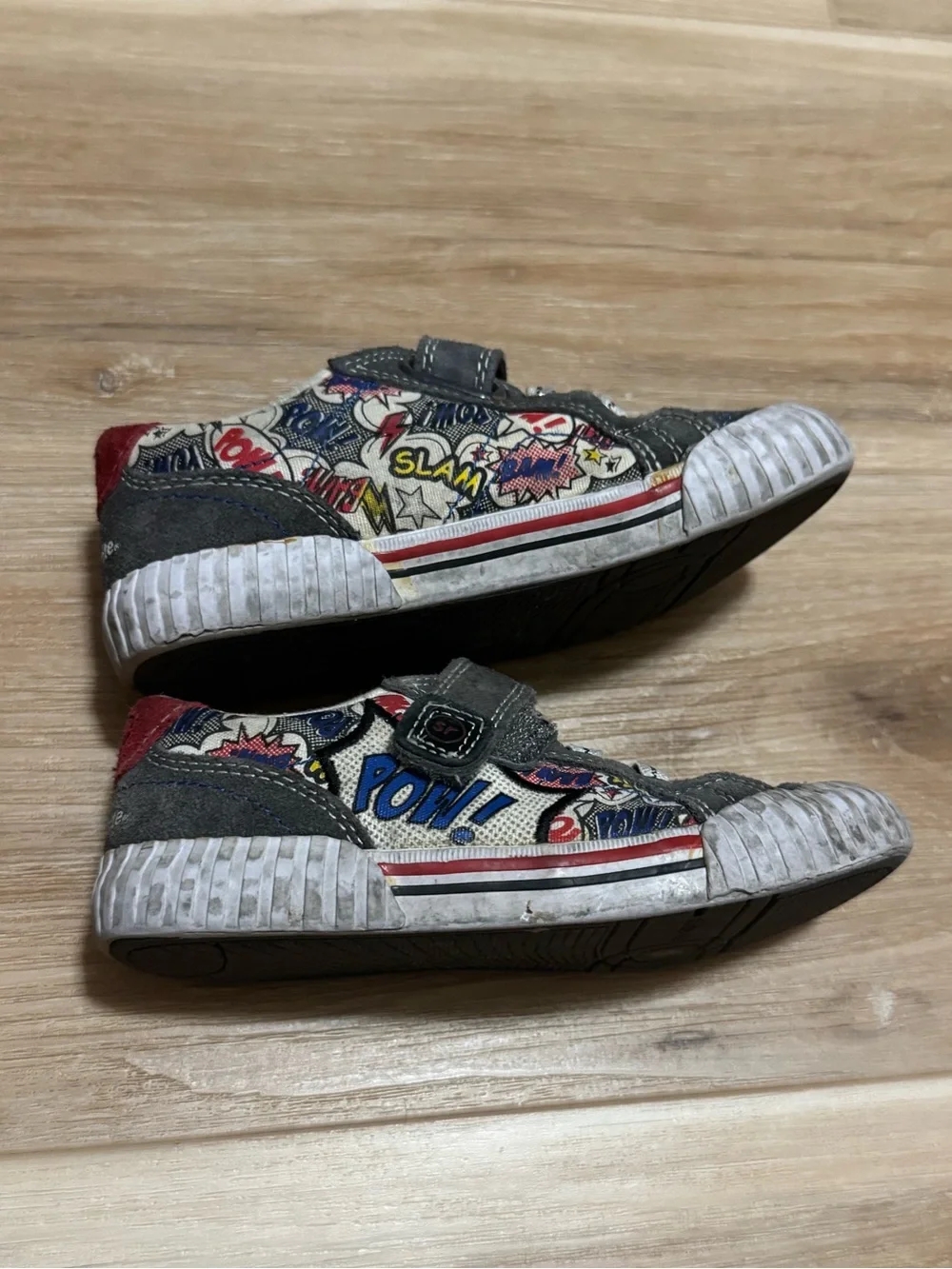 Stride Rite Caleb Boys Comic Print Sneakers Size 10M